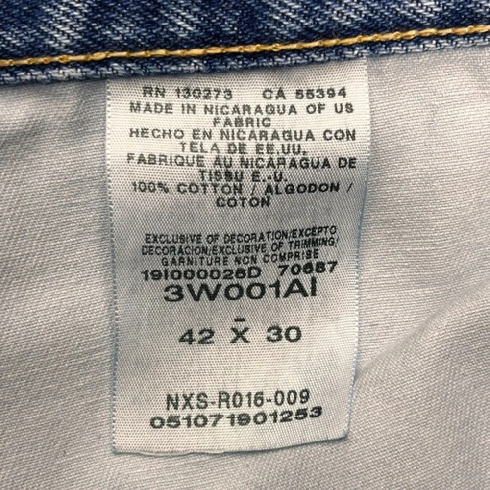 Wrangler Jeans Men's 42 X 30 Blue 100% Cotton 5 Pockets Straight Leg Zip Fly‎